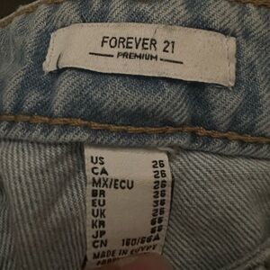 Forever 21 Boyfriend Jeans, SZ 26, and used